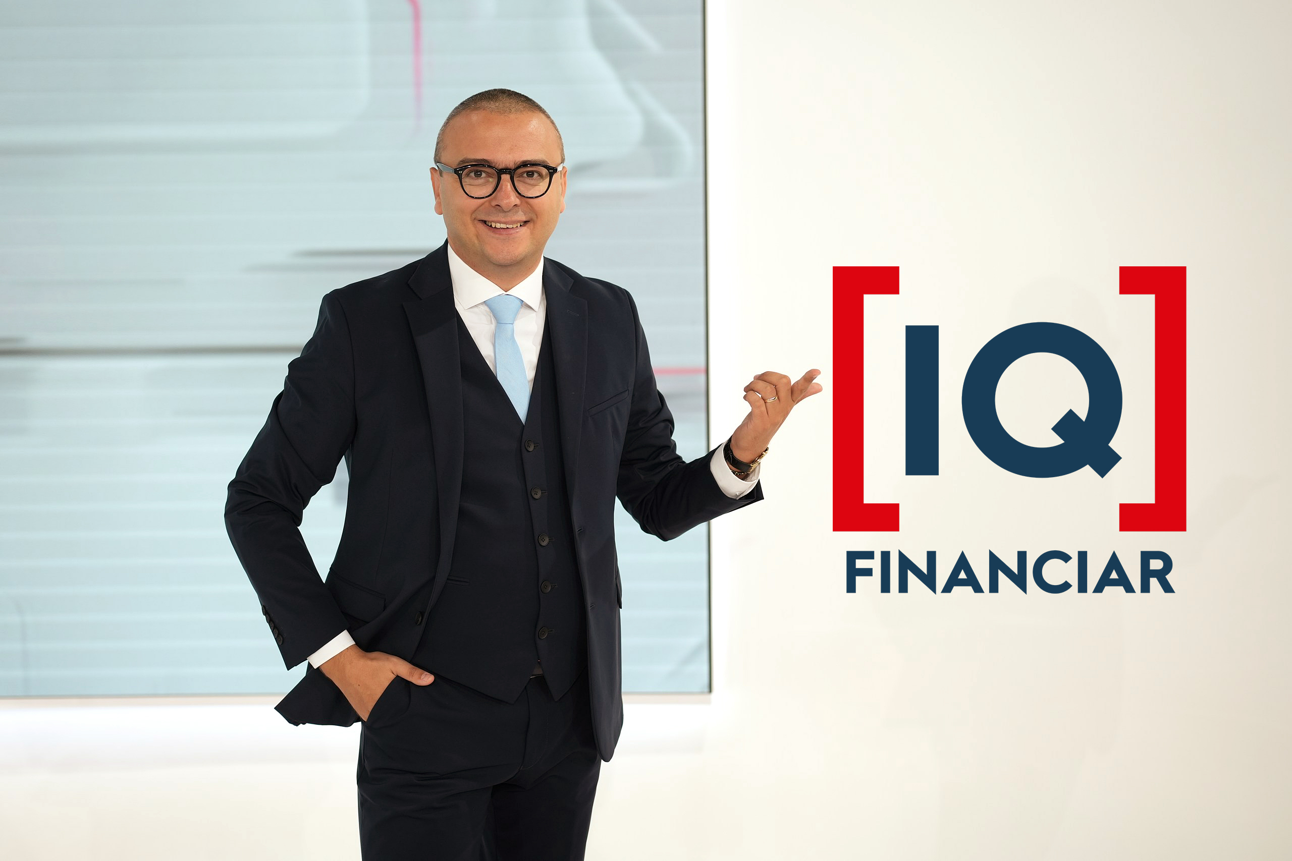 Iancu Guda is the economic specialist of Observator Team and will present the Financial IQ report