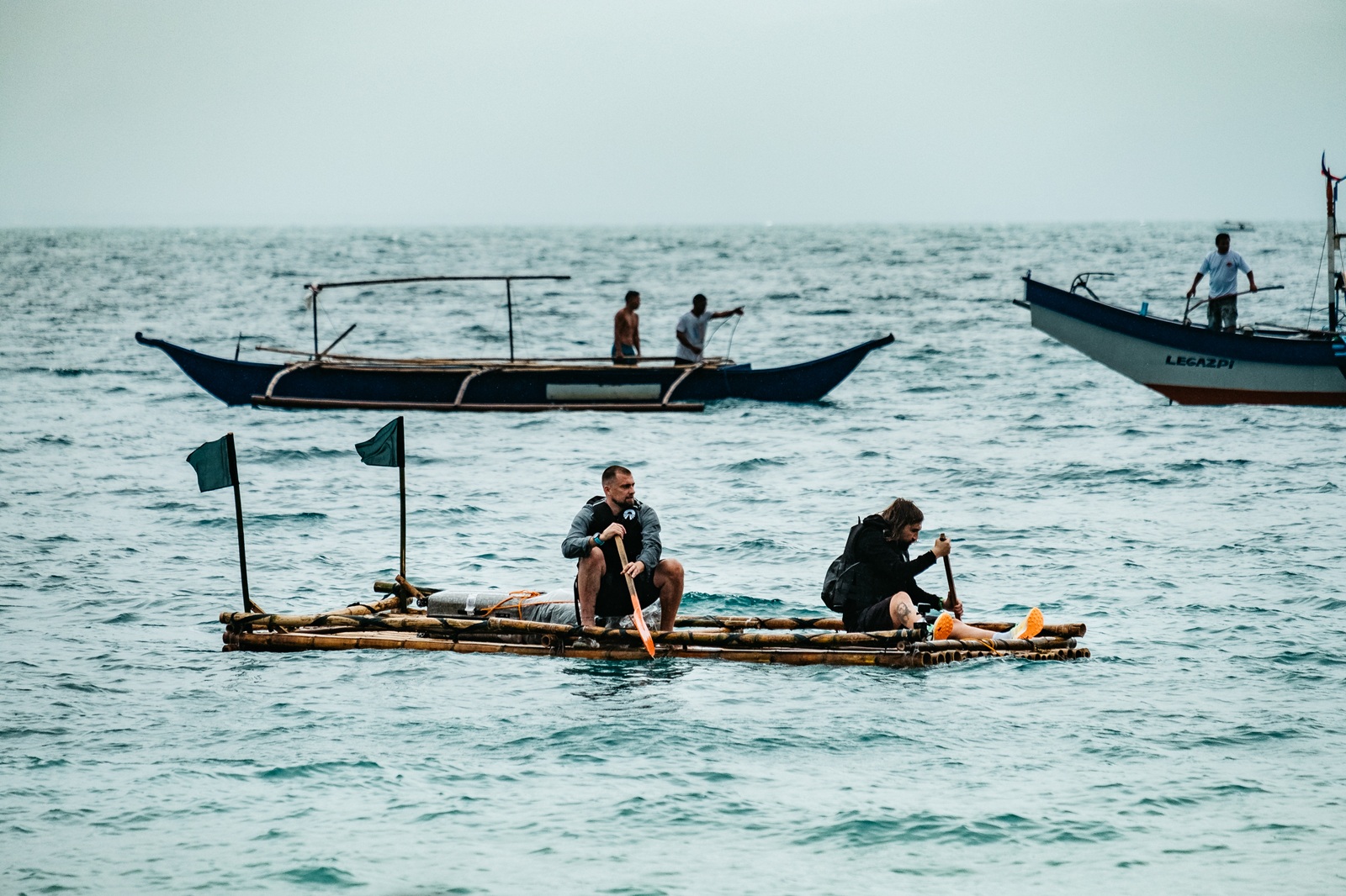 Asia Express – the season where nothing is impossible: live octopus on a plate, scorching heat, storms and snow