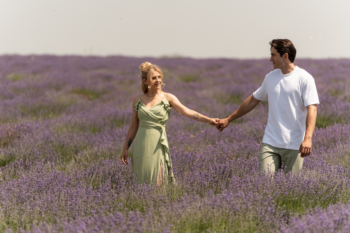 The series Love with the Scent of Lavender launches its spin-off Destinies with the Scent of Lavender, starting April 16, every Thursday at 20:30, on Antena 1.