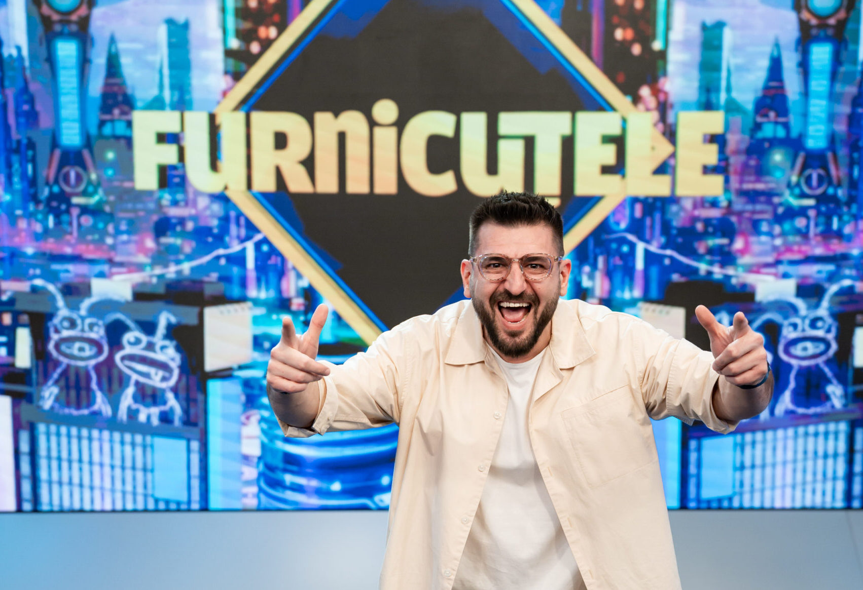 Radu Ciucă joins the Little Ants format and will be responsible for the music and overall vibe of the show on Antena 1: “A very beautiful mix of enthusiasm, emotion, and a bit of good madness.”